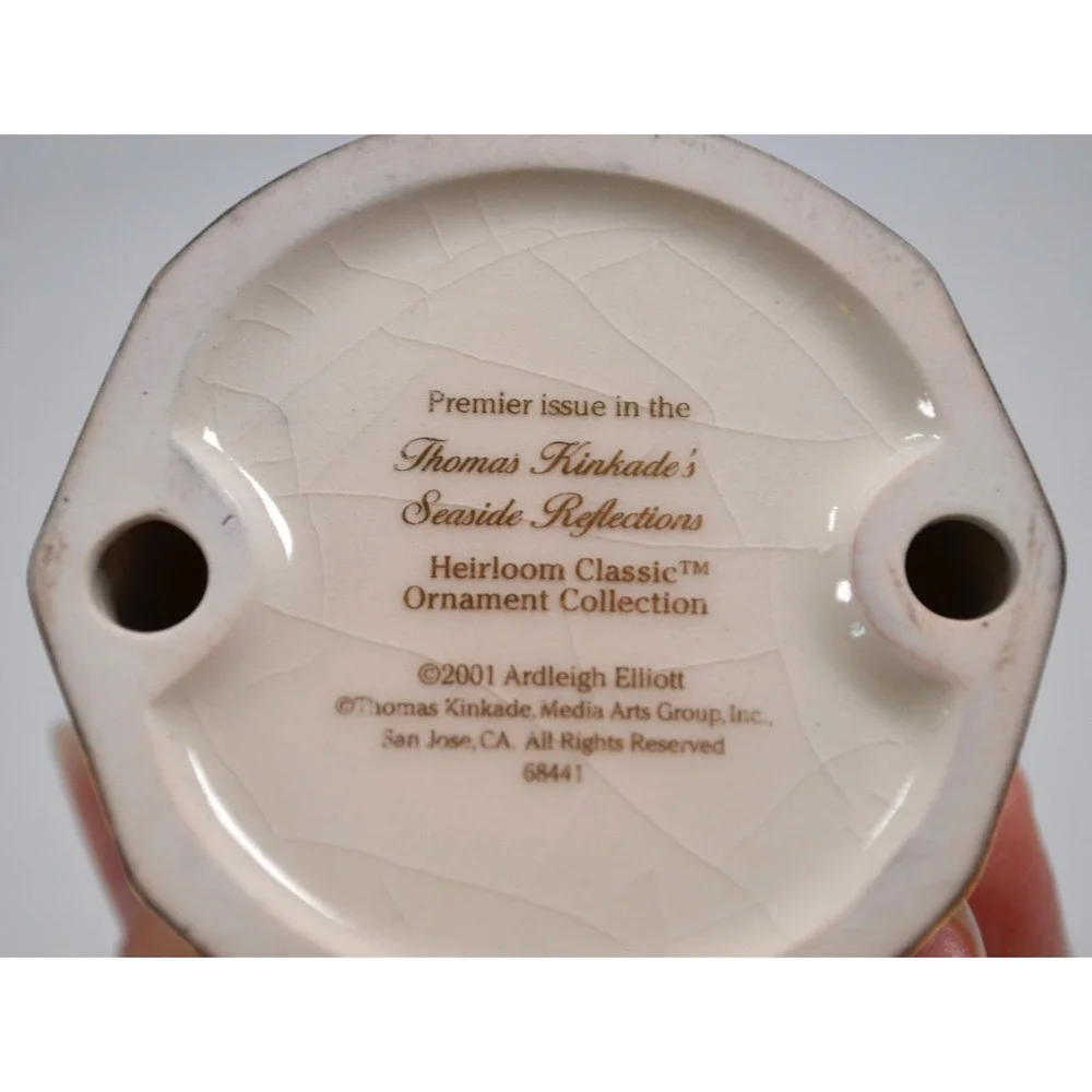 Thomas Kinkade THE LIGHT OF PEACE Seaside Reflections Heirloom Classic Ornament